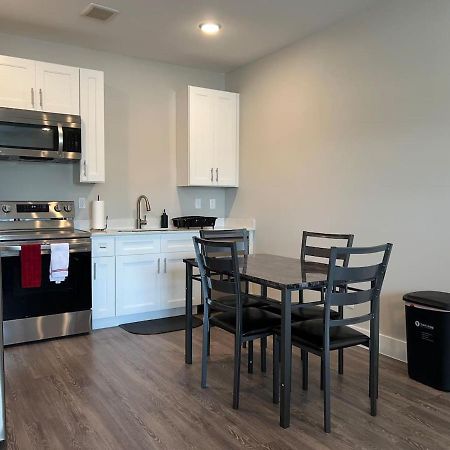Welcome To Our Spacious 2-Bedroom 2-Bathroom Located In The City Of Houston, Texas! Kültér fotó