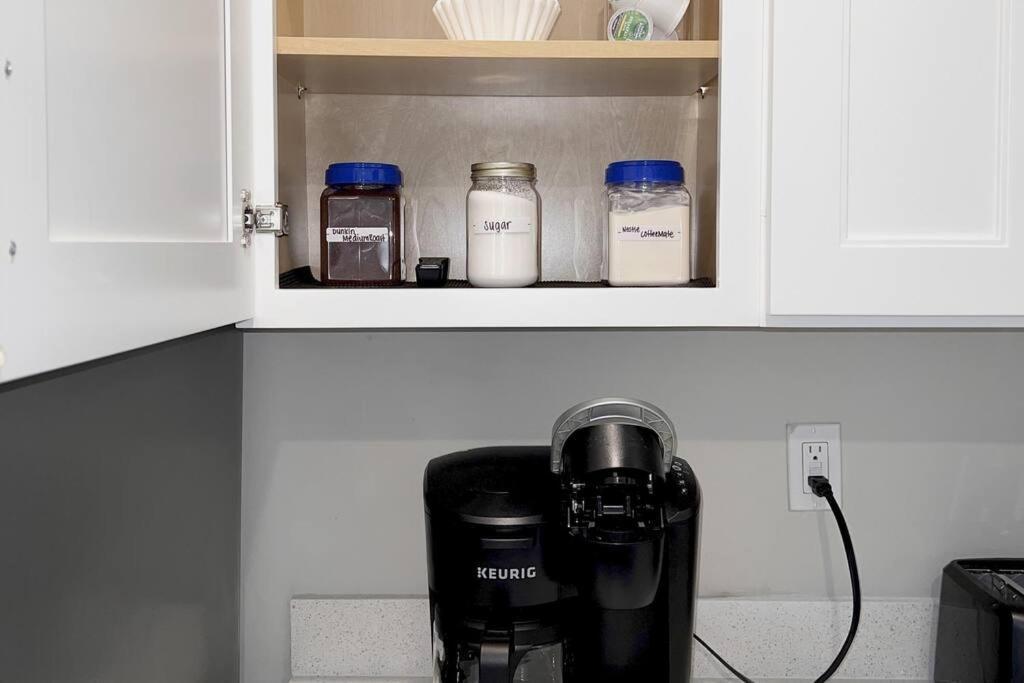 Welcome To Our Spacious 2-Bedroom 2-Bathroom Located In The City Of Houston, Texas! Kültér fotó