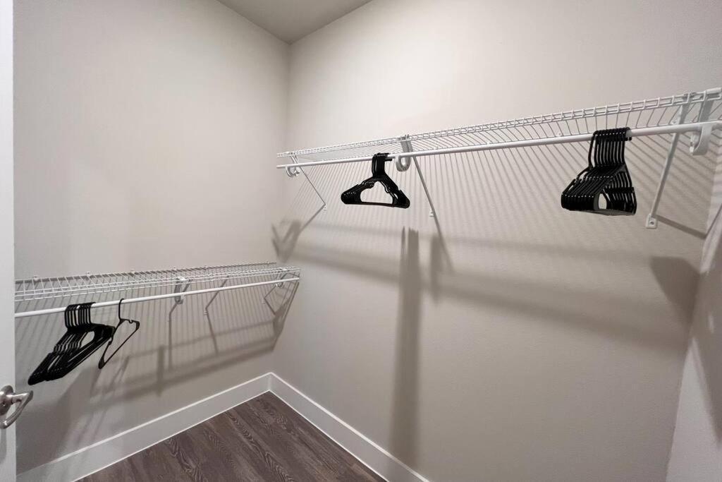 Welcome To Our Spacious 2-Bedroom 2-Bathroom Located In The City Of Houston, Texas! Kültér fotó